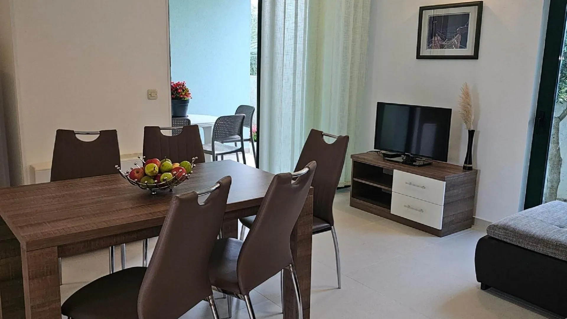 Apartments Mlikota 扎顿 克罗地亚
